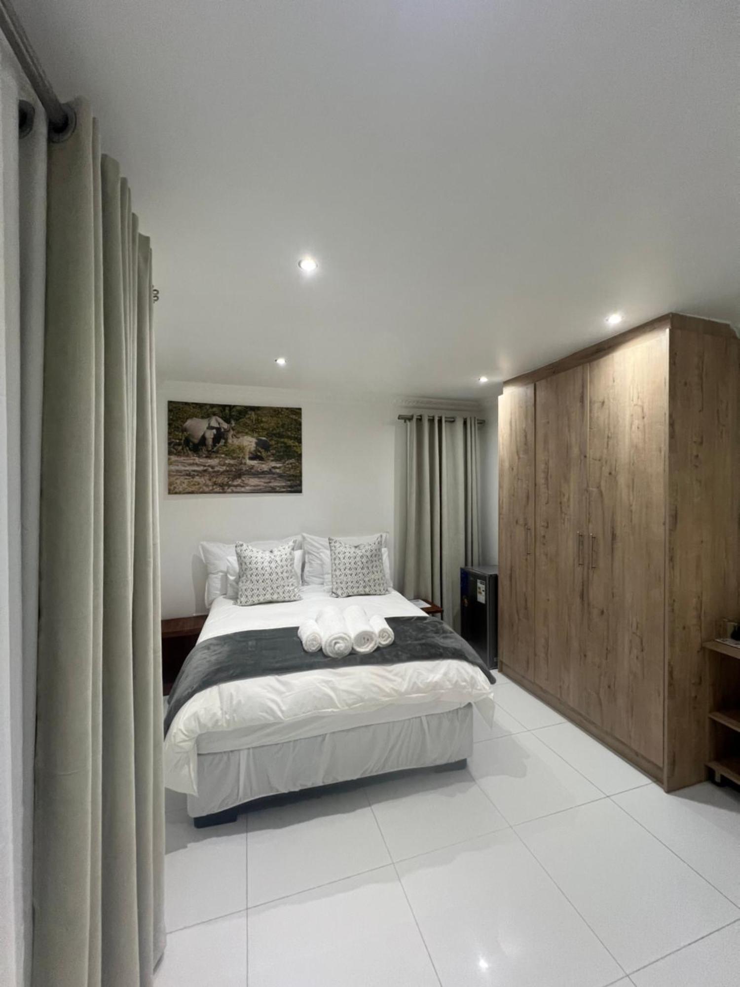 Elilo Bed And Breakfast 鲸湾港 外观 照片