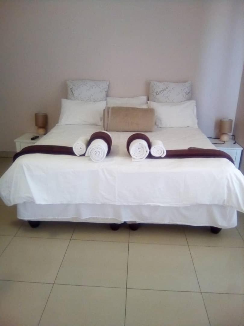 Elilo Bed And Breakfast 鲸湾港 外观 照片